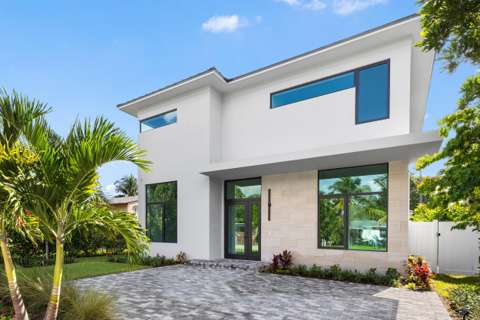 827 SE 2Nd Avenue, home for sale in Delray Beach 33483