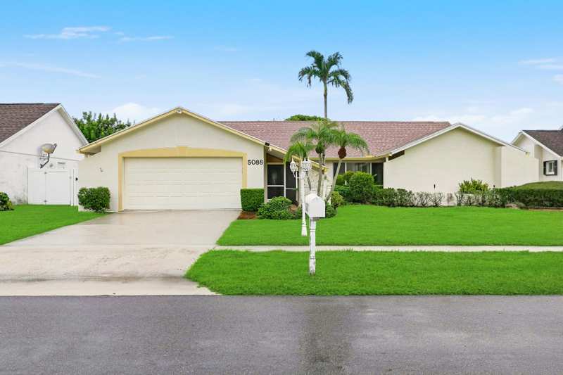 3 bedroom Single Family Residence at 5088 Chelan Way, Lakes Of Lantana Ph 2-B, Lake Worth — photo 1