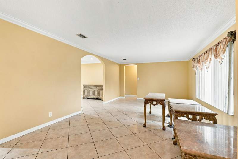 3 bedroom Single Family Residence at 5088 Chelan Way, Lakes Of Lantana Ph 2-B, Lake Worth — photo 3