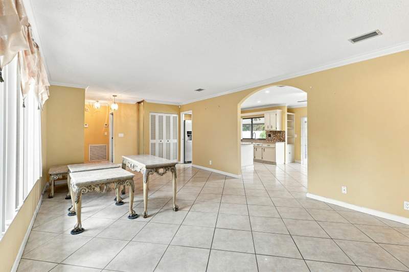 3 bedroom Single Family Residence at 5088 Chelan Way, Lakes Of Lantana Ph 2-B, Lake Worth — photo 5