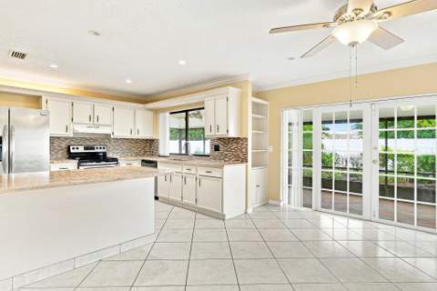 5088 Chelan Way, Lake Worth FL - photo 7 of 28