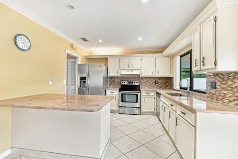 5088 Chelan Way, Lake Worth FL - photo 9 of 28