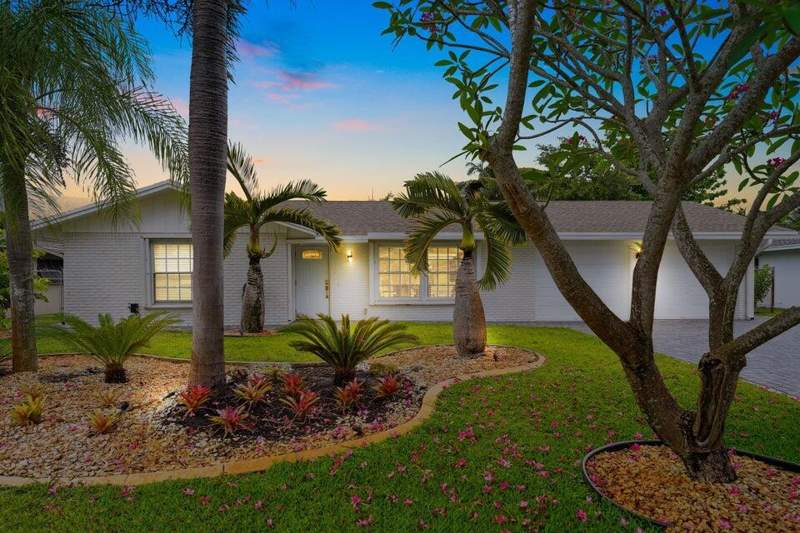 4 bedroom Single Family Residence at 4091 Lakespur Circle, Palm Beach Gardens 6, Palm Beach Gardens — photo 1