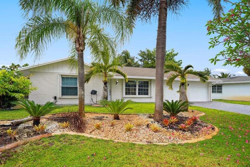 4 bedroom Single Family Residence at 4091 Lakespur Circle, Palm Beach Gardens 6, Palm Beach Gardens — photo 2
