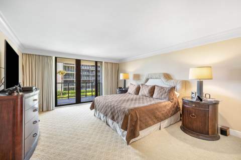 3440 S Ocean Boulevard #304, Palm Beach FL - photo 13 of 26