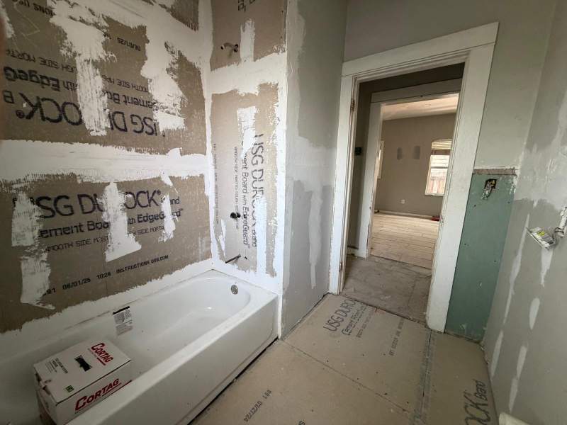 2 bedroom Single Family Residence at 631 37th Street #631, Northwood Add, West Palm Beach — photo 3