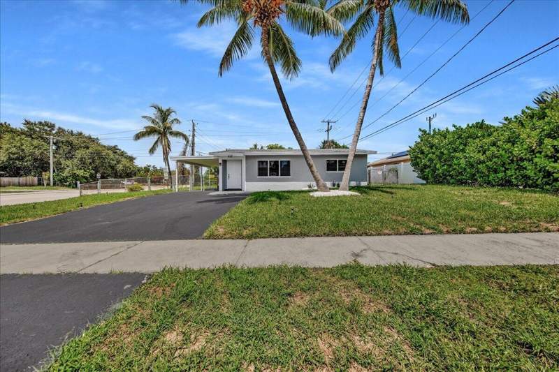 3 bedroom Single Family Residence at 11 NE 28th Court, Rolling Green Ridge 1st Add, Boynton Beach — photo 2