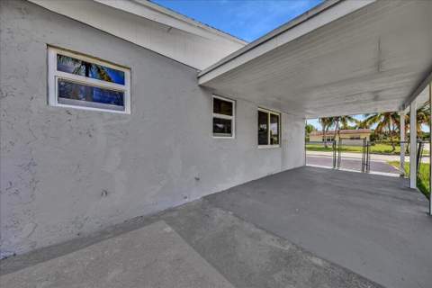 11 NE 28th Court, Boynton Beach FL - photo 21 of 30