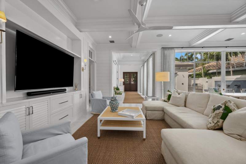 4 bedroom Single Family Residence at 104 Lanitee Circle, Maplewood Ph 1, Jupiter — photo 5