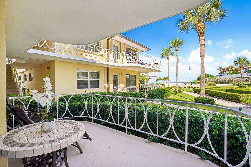 2 bedroom Stock Cooperative at 2000 S Ocean Lane #2, Orleans Chateau & Villas Co-Op, Fort Lauderdale — photo 4