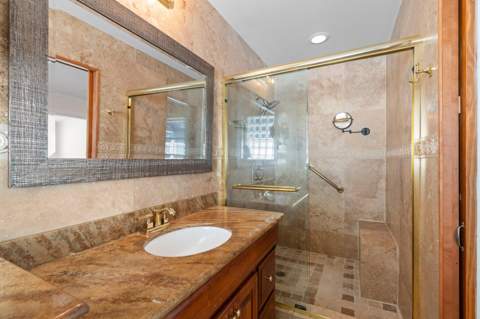 930 SE 10th Court, Pompano Beach FL - photo 17 of 47