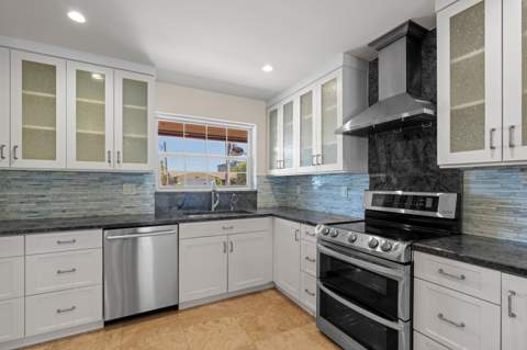 930 SE 10th Court, Pompano Beach FL - photo 12 of 47