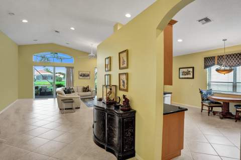 7907 Lando Avenue, Boynton Beach FL - photo 8 of 102