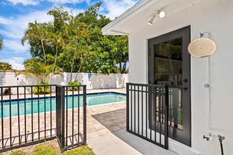 413 NE 25th Avenue, Pompano Beach FL - photo 24 of 28