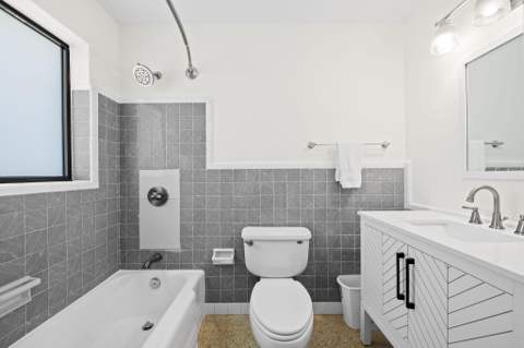 413 NE 25th Avenue, Pompano Beach FL - photo 10 of 28