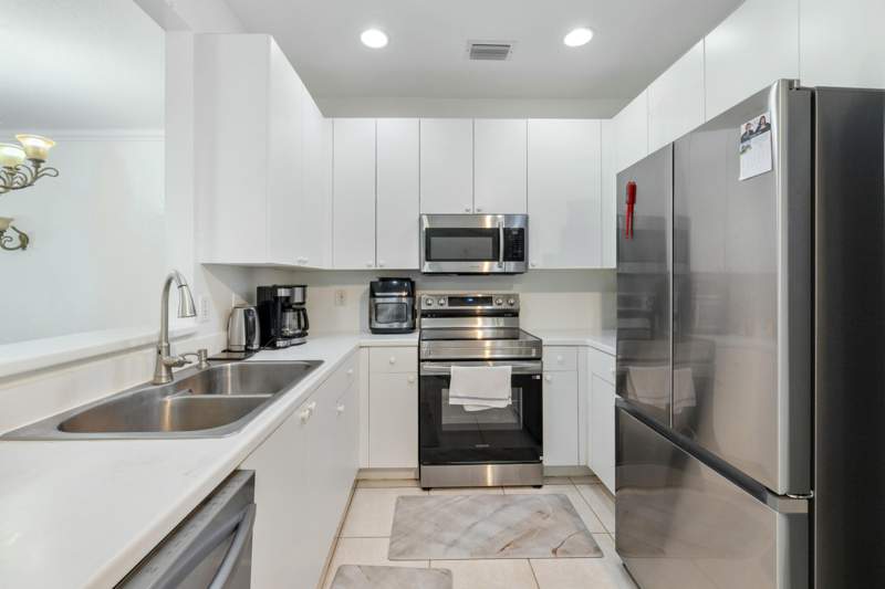 3 bedroom Townhouse at 831 NW 130th Avenue, Pembroke Falls Phase 3, Pembroke Pines — photo 4