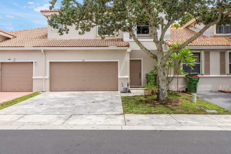 3 bedroom Townhouse at 831 NW 130th Avenue, Pembroke Falls Phase 3, Pembroke Pines — photo 2