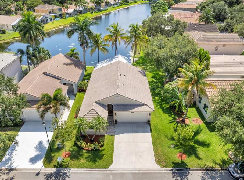 3 bedroom Single Family Residence at 4912 NW 55th Boulevard, Wiles/Butler Plat One, Coconut Creek — photo 1