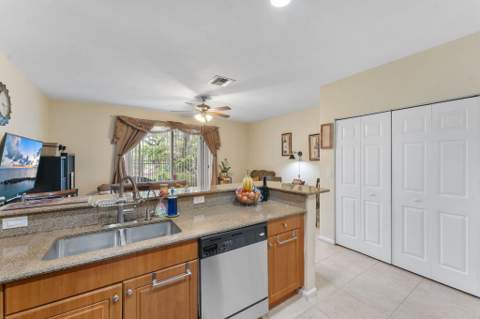 8274 SW 29th Street, Miramar FL - photo 8 of 27