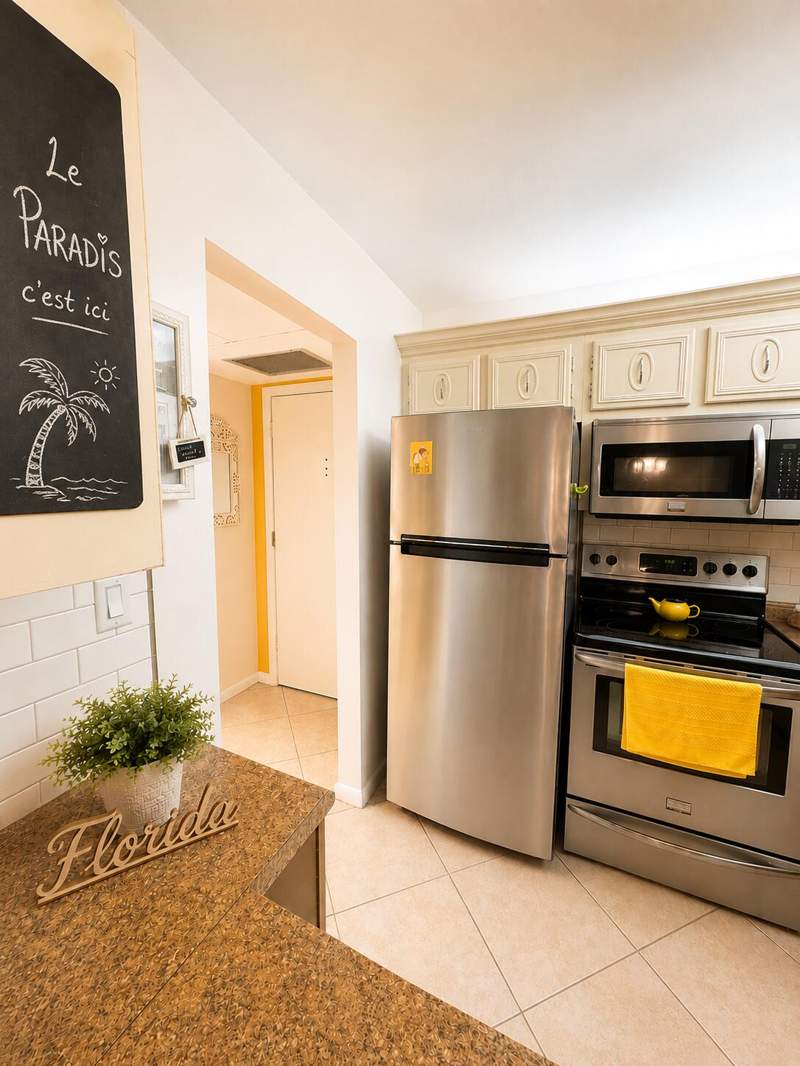 1 bedroom Condominium at 5680 SW 3rd Place #106, Meadows Condo, Margate — photo 3