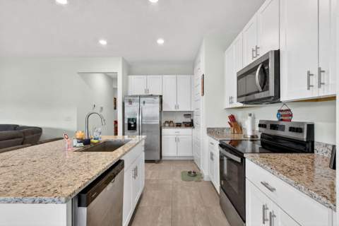 11264 Barnstead Way, Port St. Lucie FL - photo 10 of 28