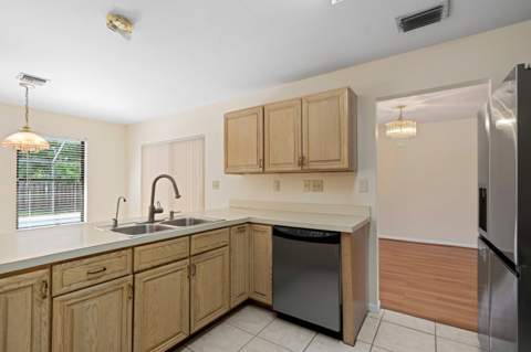 2652 Yarmouth Drive, Wellington FL - photo 10 of 30