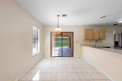 2652 Yarmouth Drive, Wellington FL - photo 11 of 30