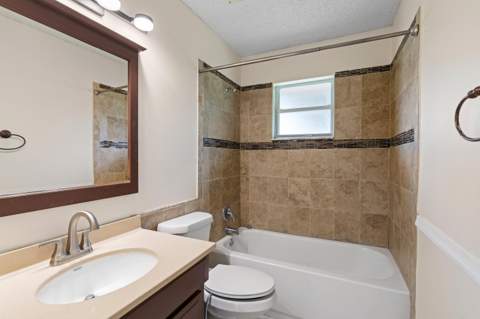 2652 Yarmouth Drive, Wellington FL - photo 14 of 30