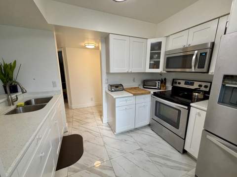 1105 Lake Shore Drive #104, Lake Park FL - photo 9 of 34