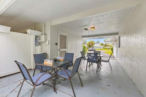 435 Bluebird Lane, Delray Beach FL - photo 22 of 31