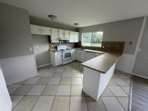 2931 SW Birtle Court, Port St. Lucie FL - photo 6 of 20
