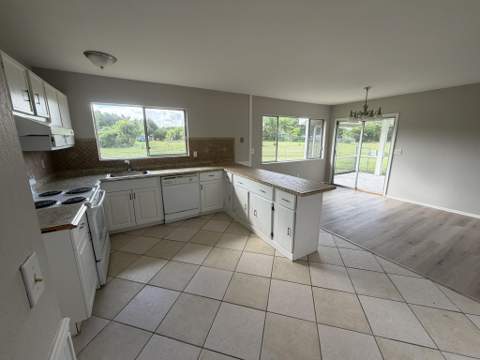 2931 SW Birtle Court, Port St. Lucie FL - photo 8 of 20