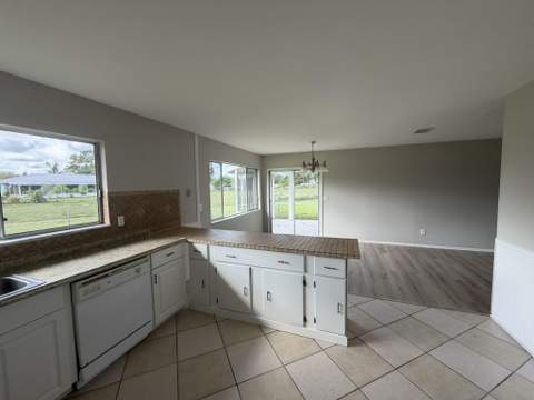 2931 SW Birtle Court, Port St. Lucie FL - photo 9 of 20
