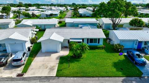 2377 SW 8Th Avenue, home for sale in Boynton Beach 33426