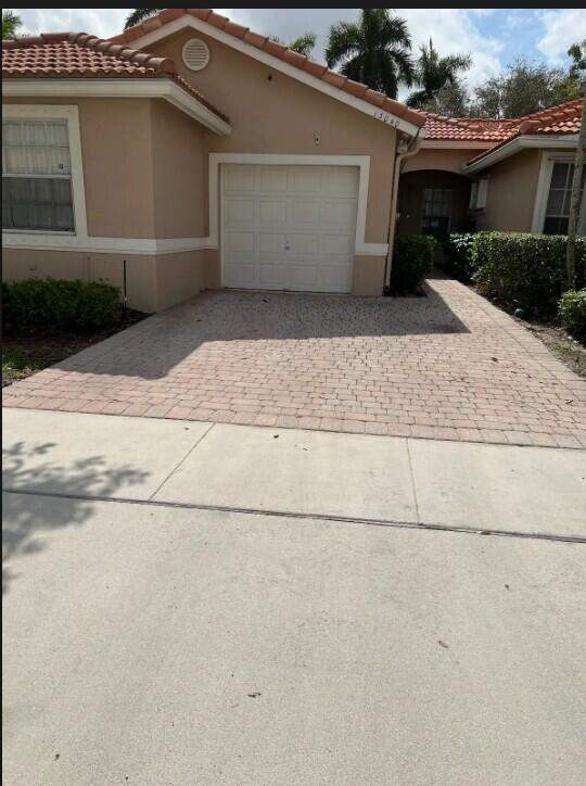3 bedroom Single Family Residence at 13040 NW 5th Street, Pembroke Falls Ph 3 158-2, Pembroke Pines — photo 2
