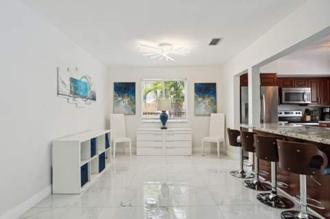 1243 Garfield Street, Hollywood FL - photo 9 of 25