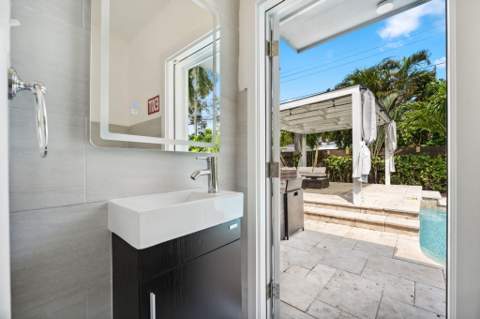 1243 Garfield Street, Hollywood FL - photo 19 of 25