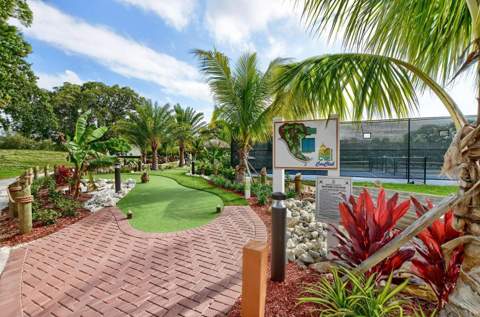 1038 Cambridge B, Deerfield Beach FL - photo 11 of 19