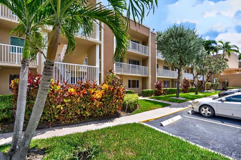 2 bedroom Condominium at 7348 N Devon Drive #203, Devon Condominium F, Tamarac — photo 1