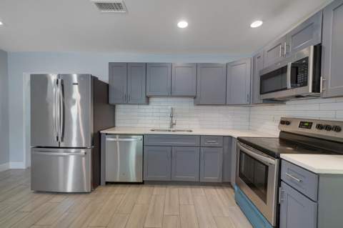 1060 NW 49th Court, Deerfield Beach FL - photo 9 of 41