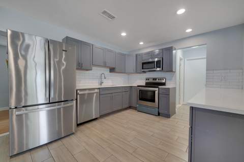 1060 NW 49th Court, Deerfield Beach FL - photo 11 of 41