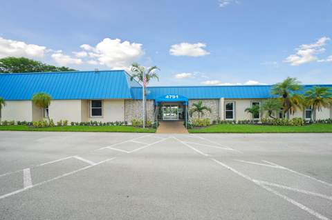 1060 NW 49th Court, Deerfield Beach FL - photo 20 of 41