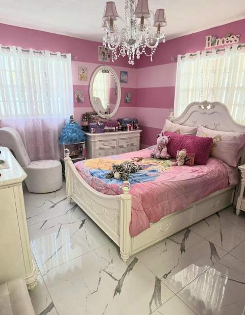 6521 Harding Street, Hollywood FL - photo 11 of 24