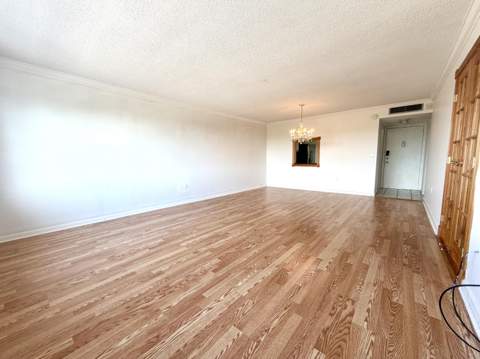 1502 S Lakeside Drive ##401, Lake Worth Beach FL - photo 10 of 41