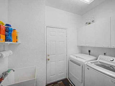 2745 Misty Oaks Circle, Royal Palm Beach FL - photo 14 of 34