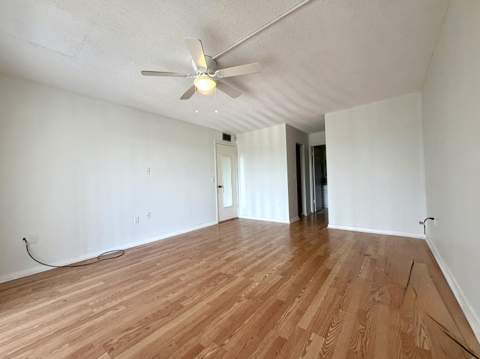 1502 S Lakeside Drive ##401, Lake Worth Beach FL - photo 24 of 41