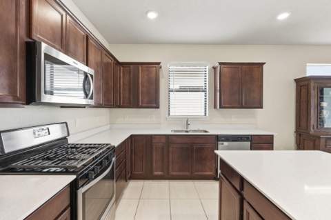 535 SE Villandry Way, Port St. Lucie FL - photo 10 of 29