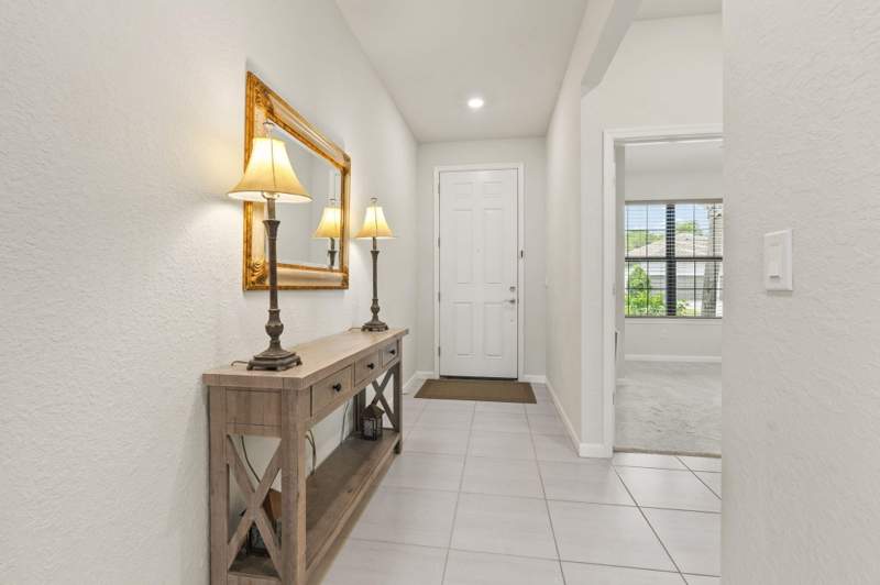 4 bedroom Single Family Residence at 535 SE Villandry Way, Veranda Gardens East Phase 4, Port St. Lucie — photo 5