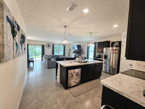 1017 SW Longfellow Road, Port St. Lucie FL - photo 7 of 23