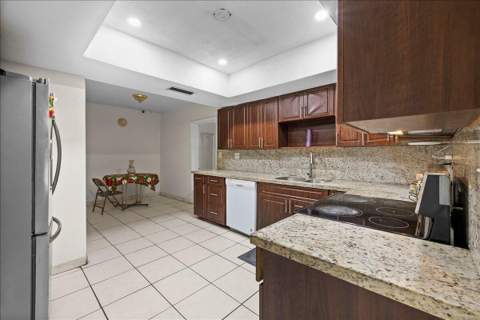 8407 NW 25th Court, Sunrise FL - photo 9 of 30